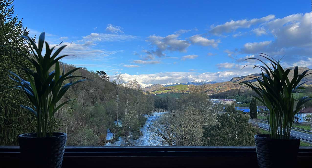 Vistas a los Picos de Europa, Cangas de Onís